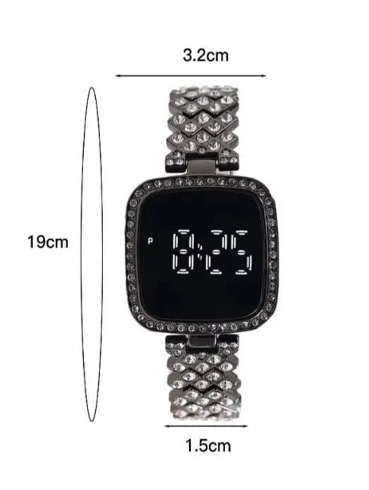 Women's Battery Operated, Water Resitant Watch 1